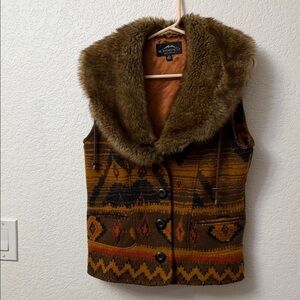 Rare Vintage Montana Co. Brown Patterned Vest with Faux Fur Collar